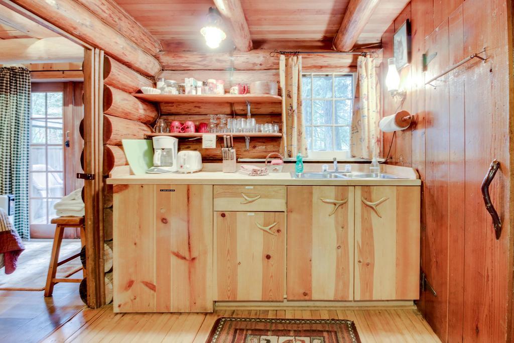 Zoe'S Log Cabin Welches エクステリア 写真