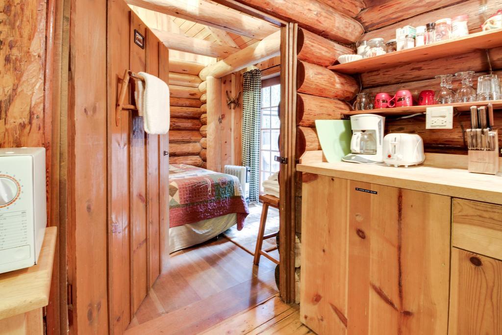 Zoe'S Log Cabin Welches エクステリア 写真