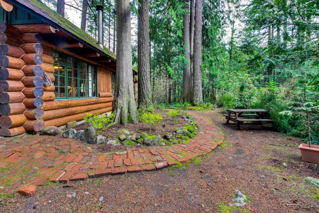 Zoe'S Log Cabin Welches エクステリア 写真