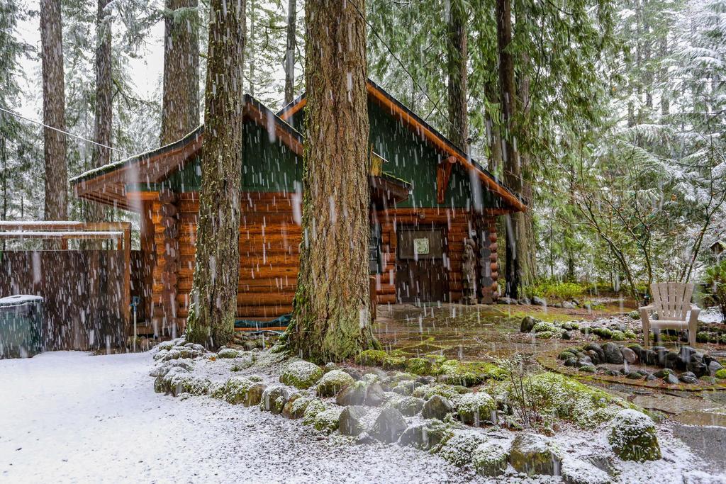 Zoe'S Log Cabin Welches エクステリア 写真