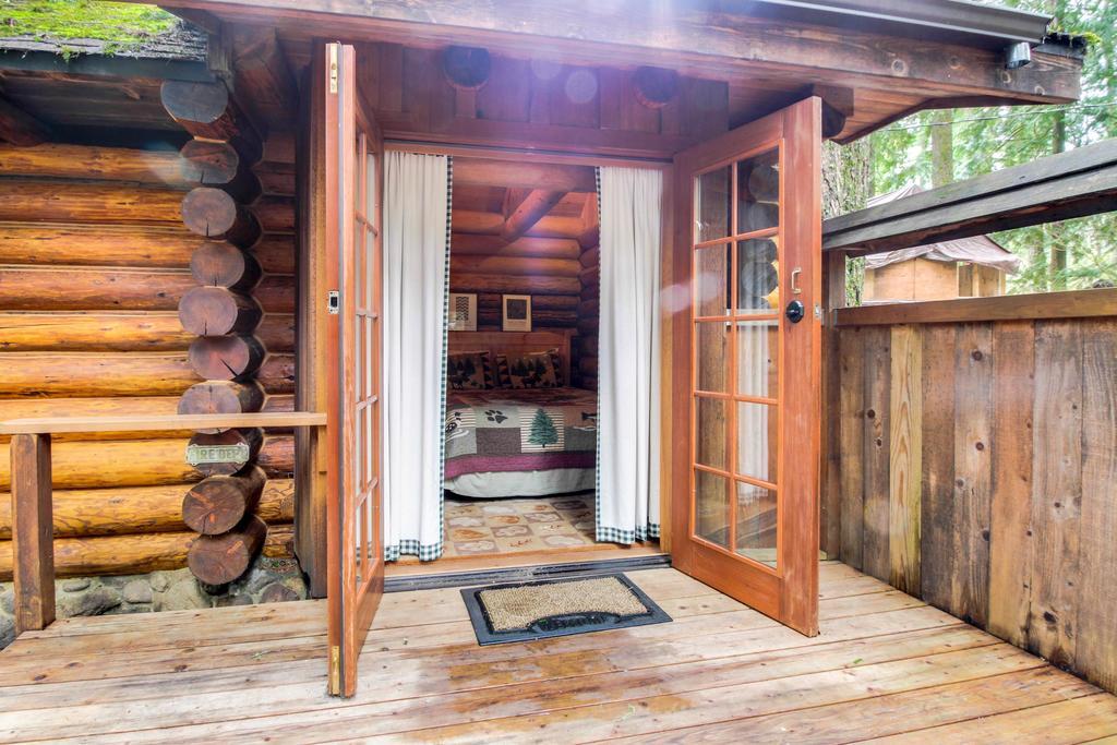 Zoe'S Log Cabin Welches エクステリア 写真